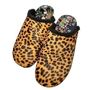 Johnny Was Cheetah Print Calf Hair Mule Slides